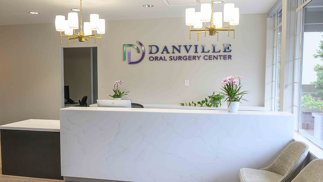 Front desk photo 1120